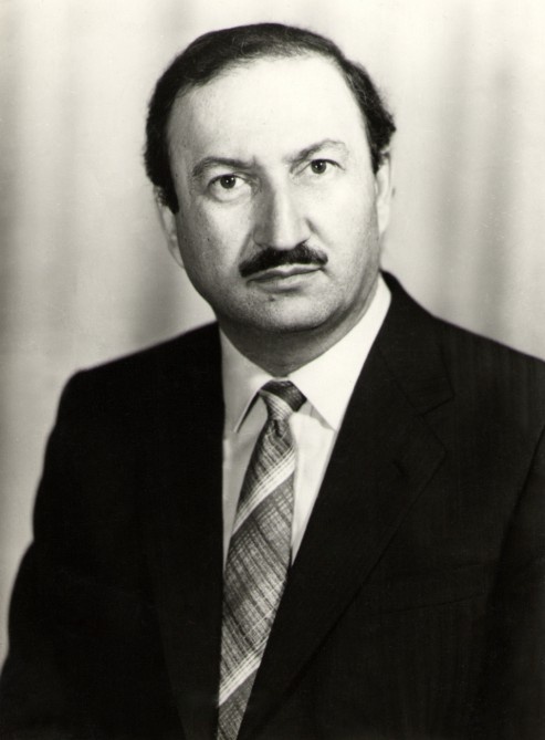 Ramiz Z&ouml;hrabov