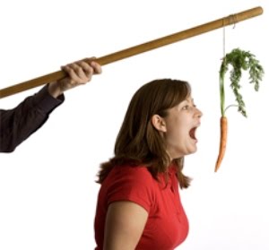 şallaq ya qoğal? stick vs carrot?