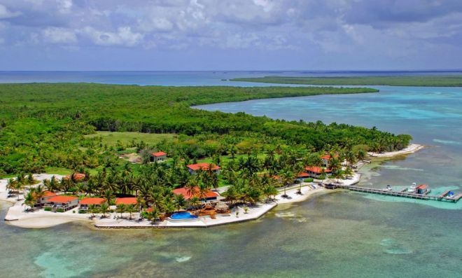 Terneffe atoll