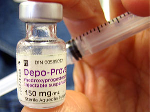 Depo Provera hormonal iynəsi